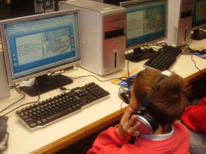 Enjoying an online book